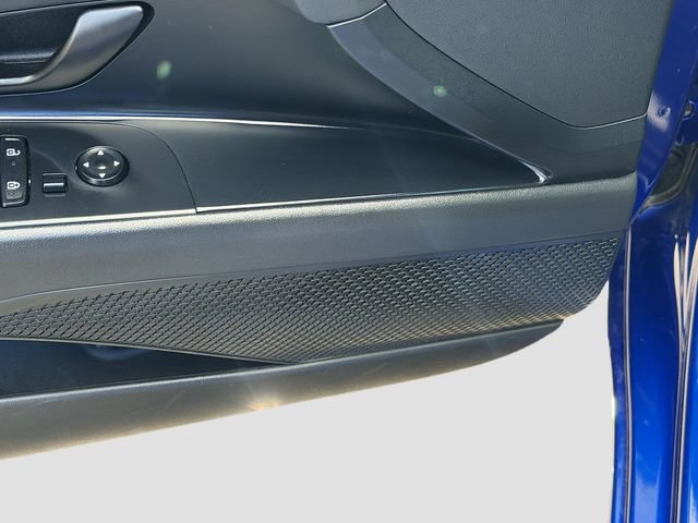 Certified 2025 Hyundai Elantra Sport FWD image 18
