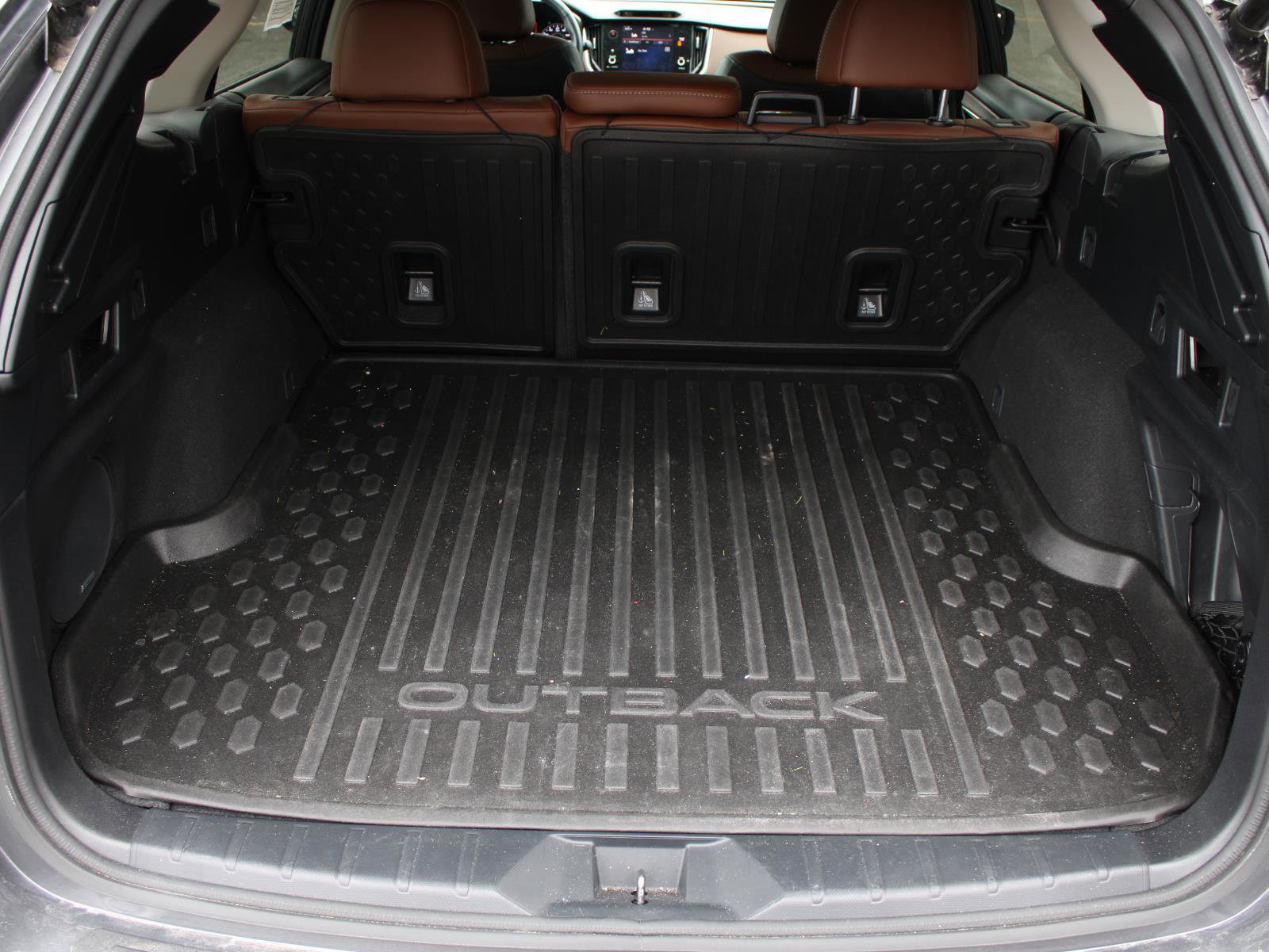 Used 2020 Subaru Outback Touring image 8