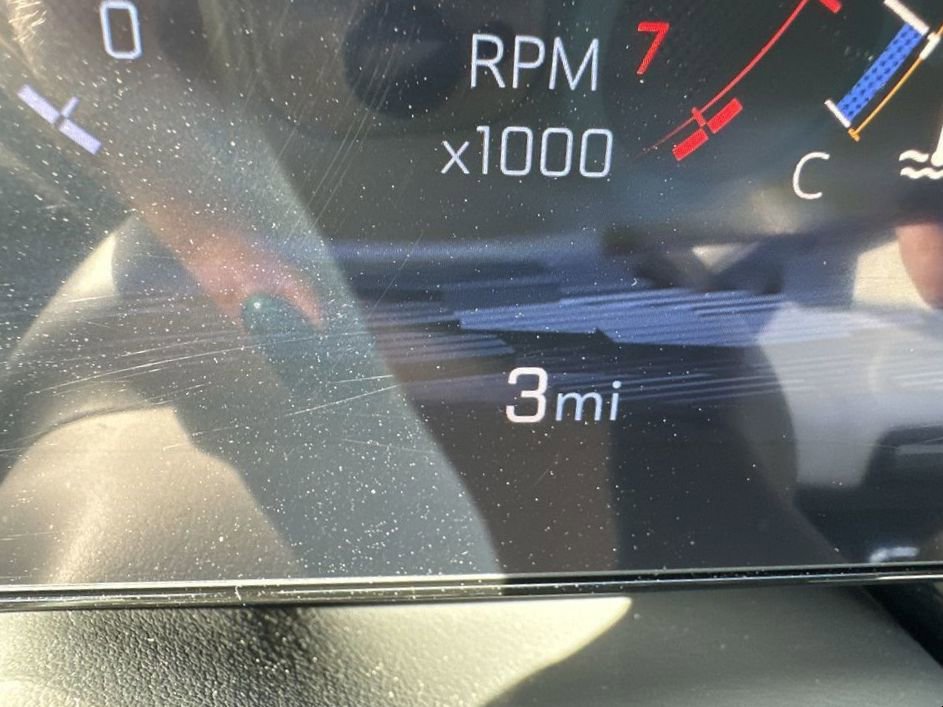 New 2025 Chevrolet Suburban Premier w/ Sun And Tow Package image 8