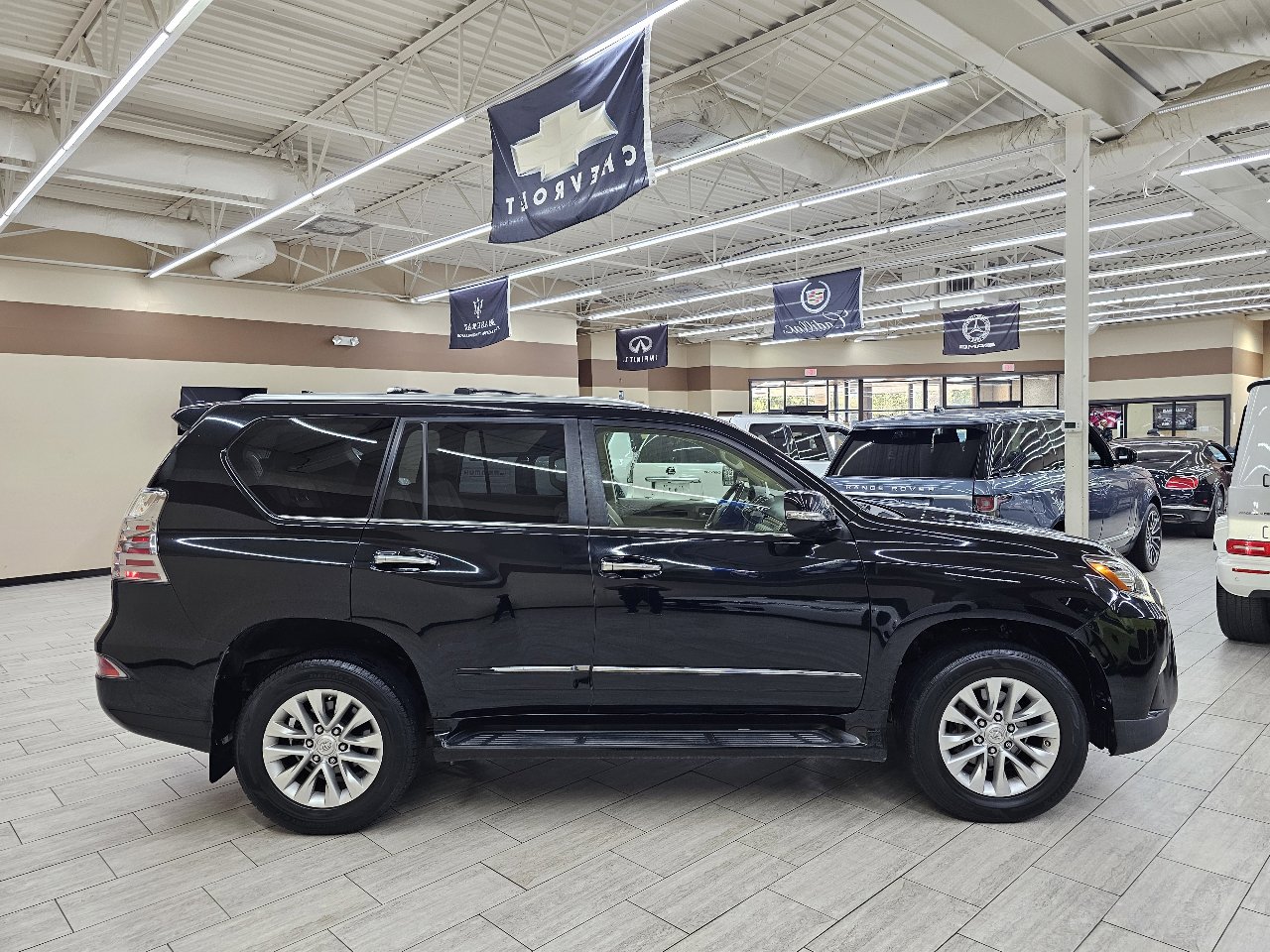Used 2017 Lexus GX 460 Premium image 6