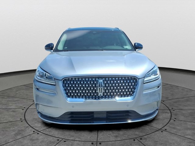 Used 2022 Lincoln Corsair Reserve w/ Equipment Group 201A AWD/4WD image 2