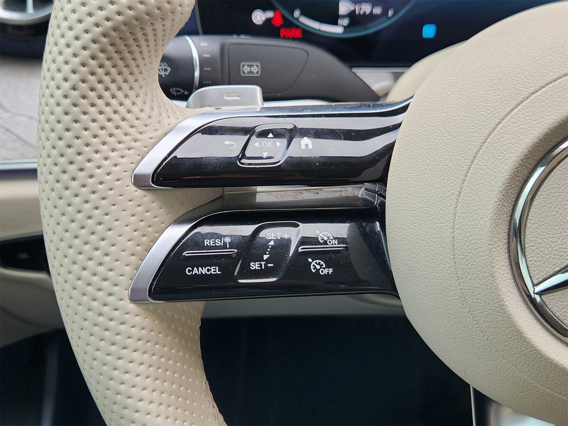 Used 2021 Mercedes-Benz E 450 Cabriolet image 28