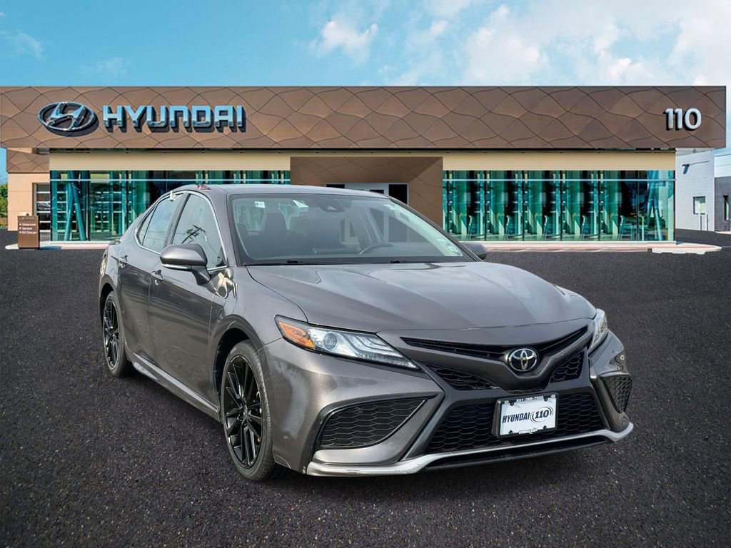 Used 2023 Toyota Camry XSE image 1