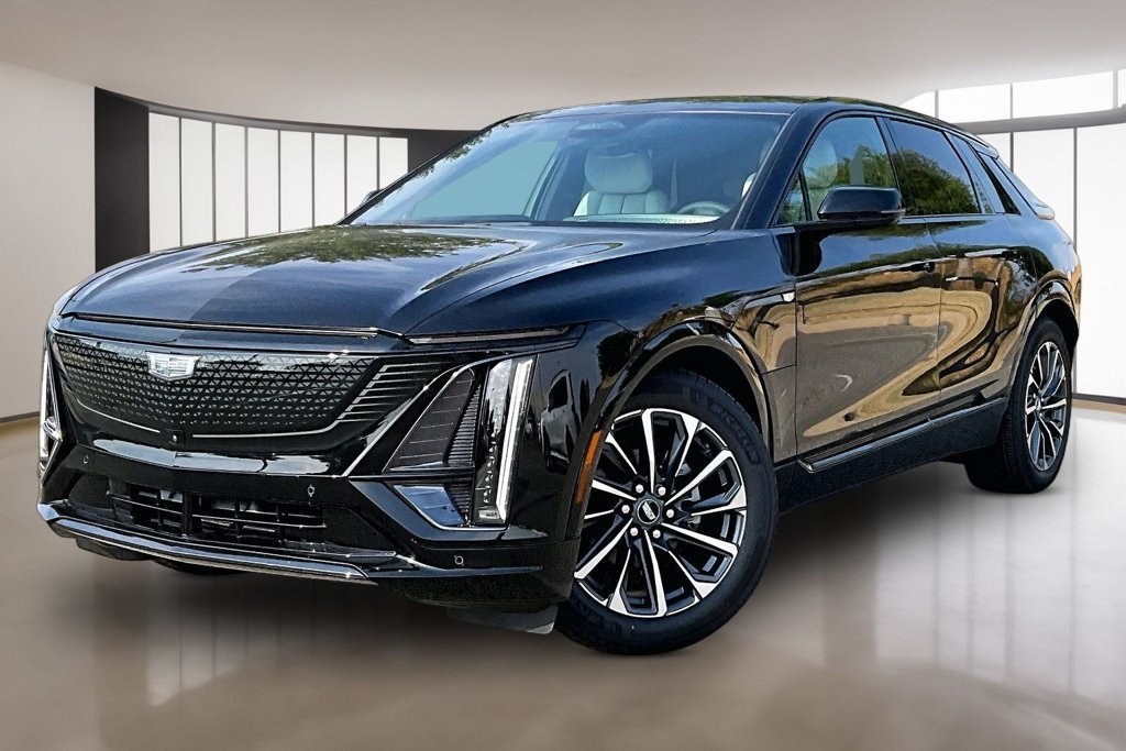 New 2027 Cadillac Lyriq Sport RWD image 1