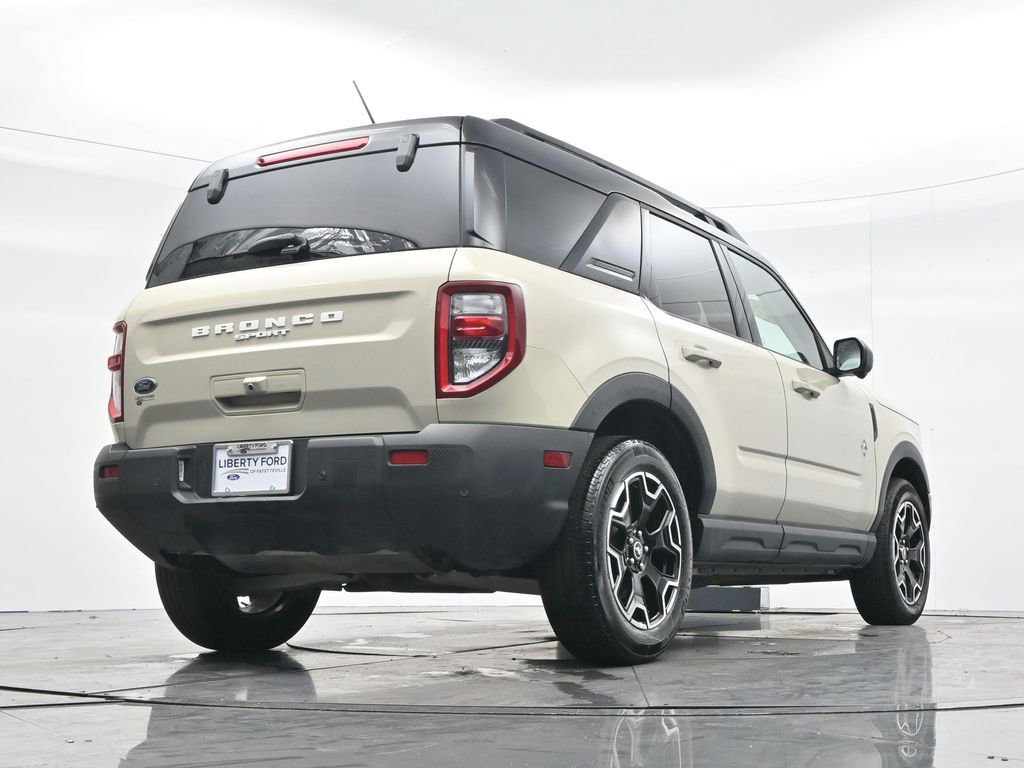 Used 2025 Ford Bronco Sport Outer Banks w/ Outer Banks Tech Package+ AWD/4WD image 36