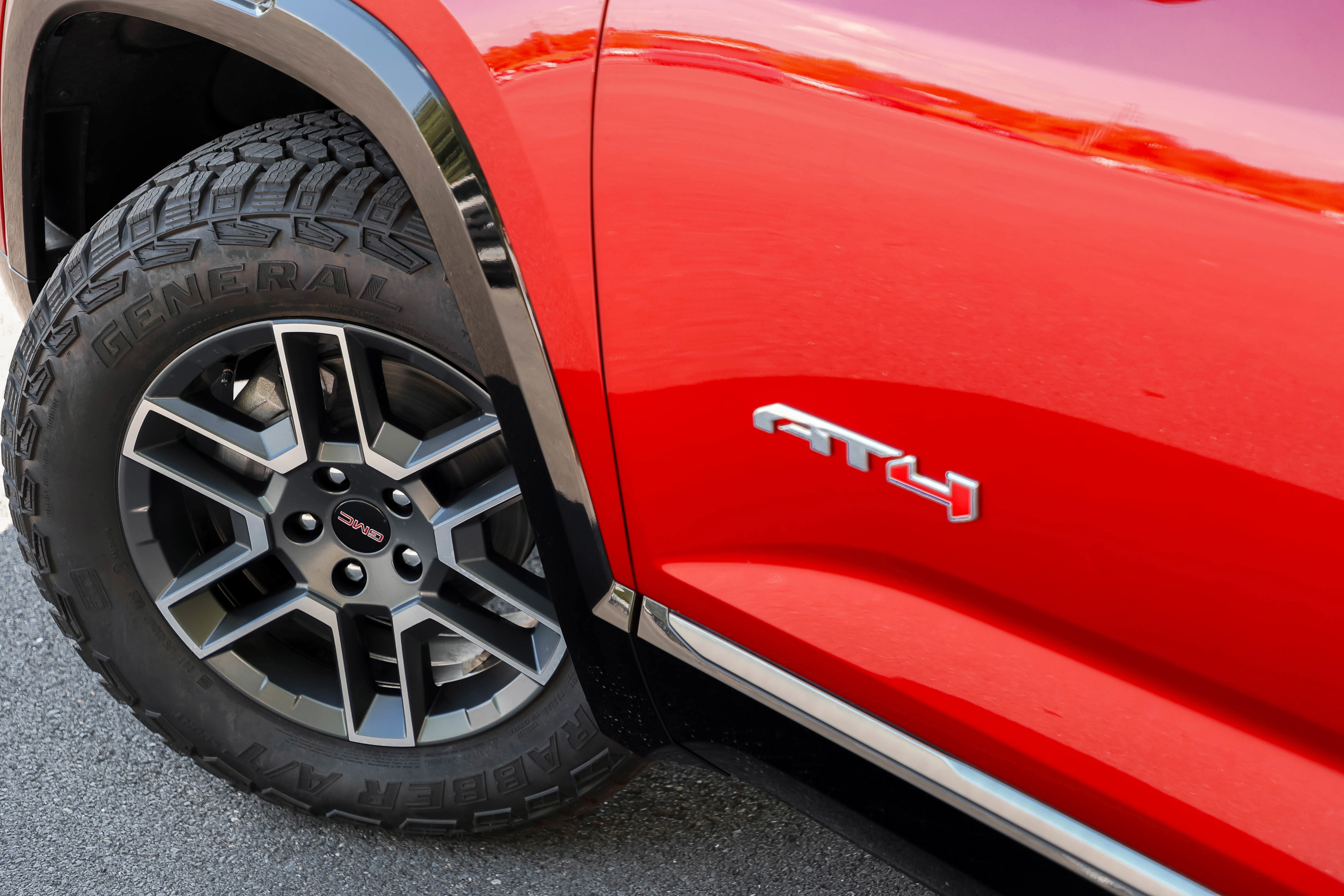 New 2026 GMC Terrain AT4 w/ Convenience Package III image 6