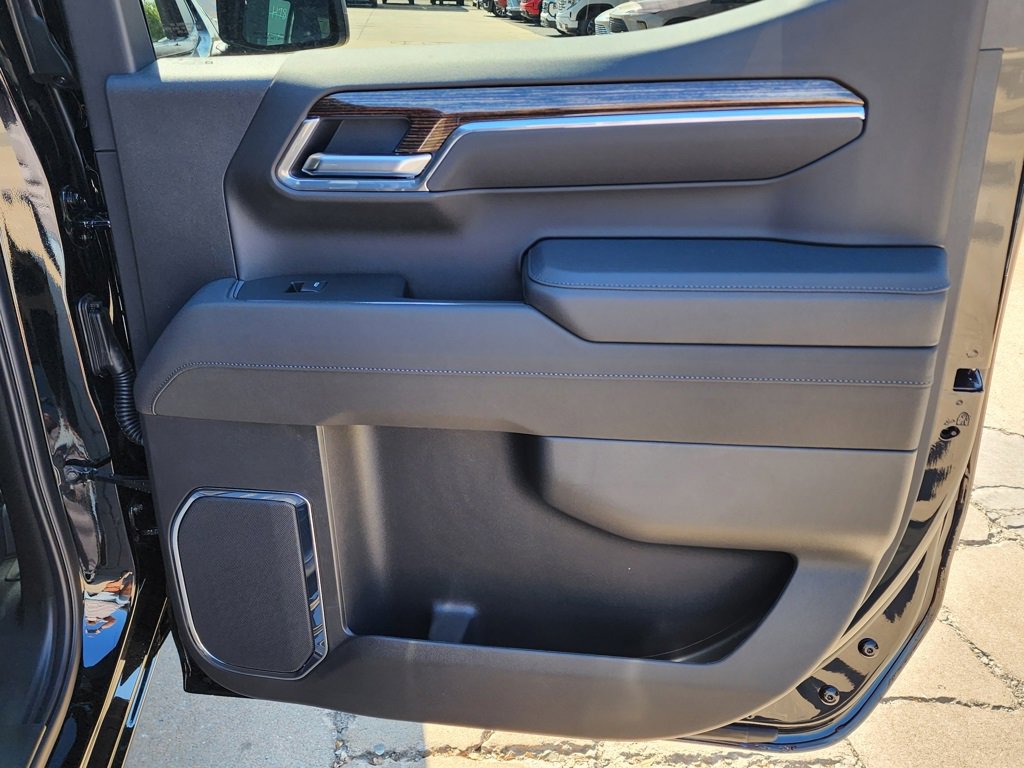 New 2026 GMC Sierra 1500 Elevation image 39