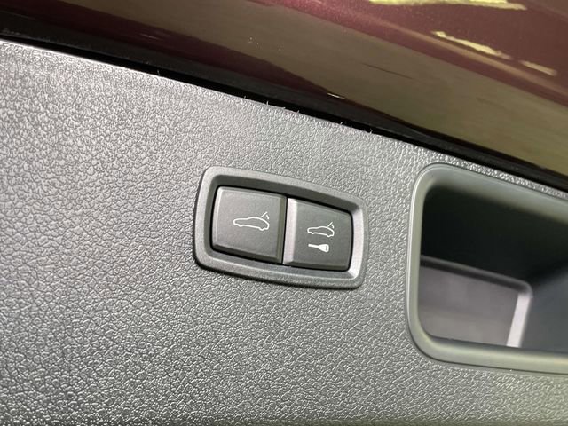 New 2026 Porsche Macan AWD/4WD image 21