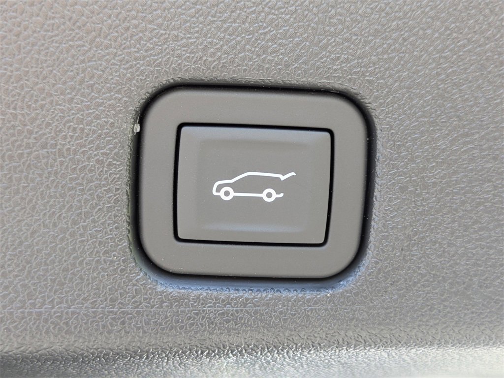 New 2026 Chevrolet Traverse LT w/ Enhanced Driving Package image 13