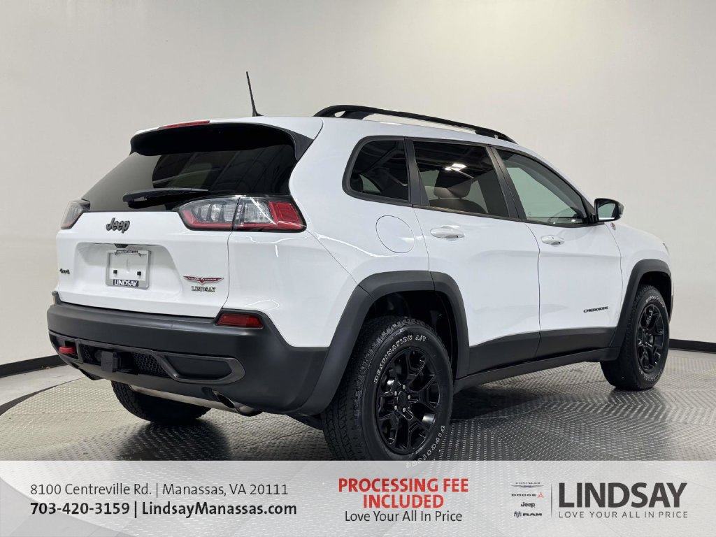 Used 2022 Jeep Cherokee Trailhawk w/ Premium Leather Package AWD/4WD image 9