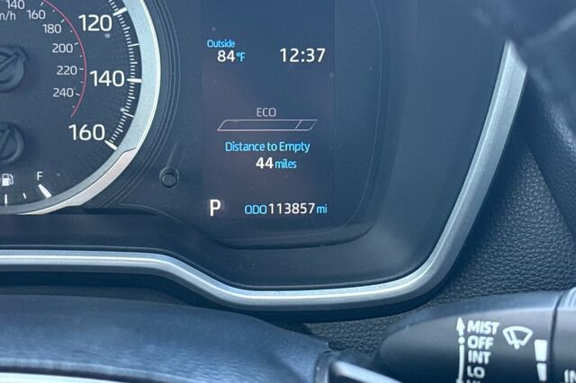 Used 2021 Toyota Corolla SE w/ Carpet Mat Package (TMS) image 27