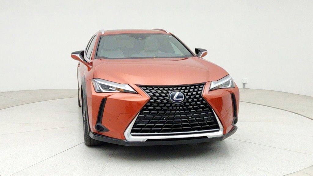 Used 2019 Lexus UX 250h w/ Premium Package image 2
