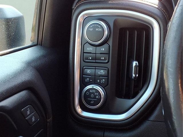 Used 2020 GMC Sierra 3500 AT4 w/ AT4 Premium Package AWD/4WD image 15