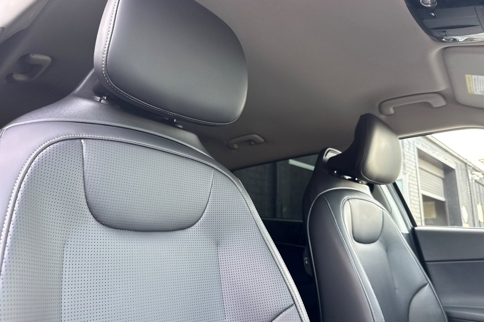 Used 2025 Kia EV6 Wind image 16