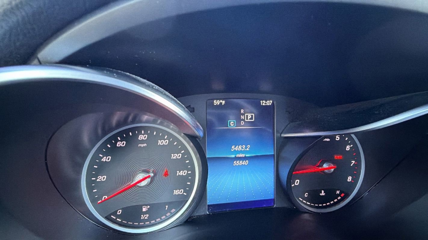 Used 2022 Mercedes-Benz GLC 300 4MATIC image 30