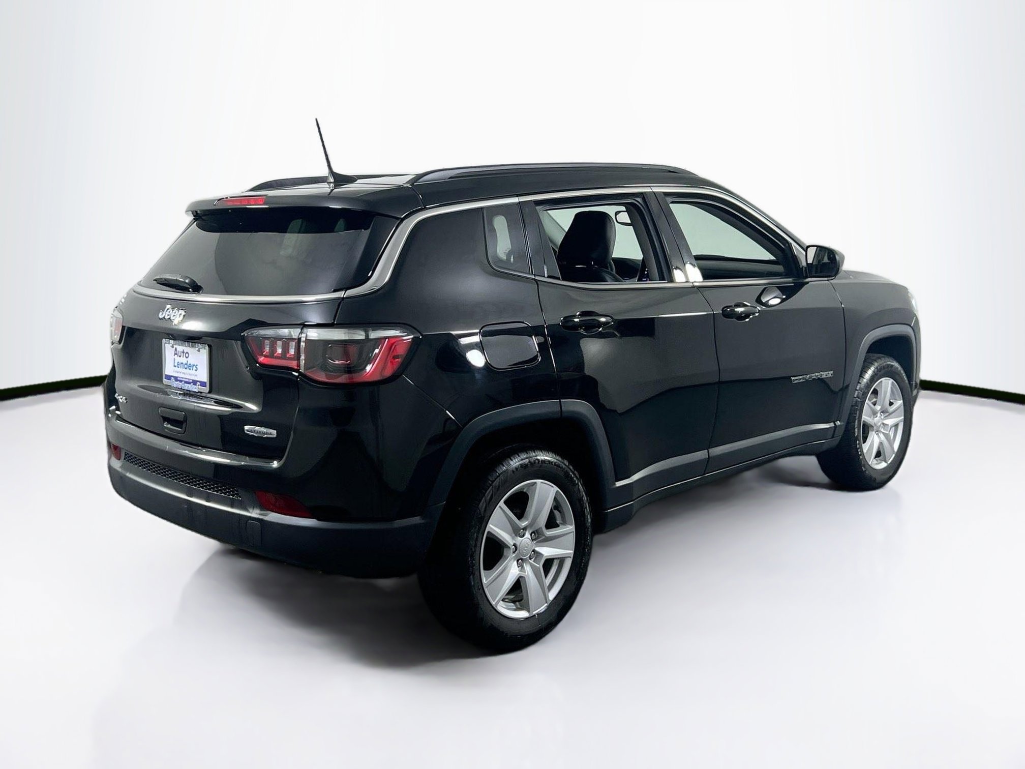 Used 2022 Jeep Compass Latitude w/ Convenience Group image 5