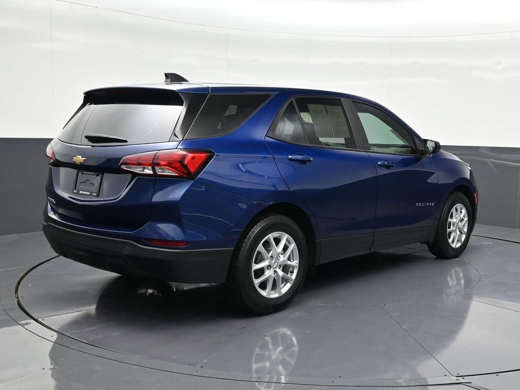 Used 2022 Chevrolet Equinox LS image 5