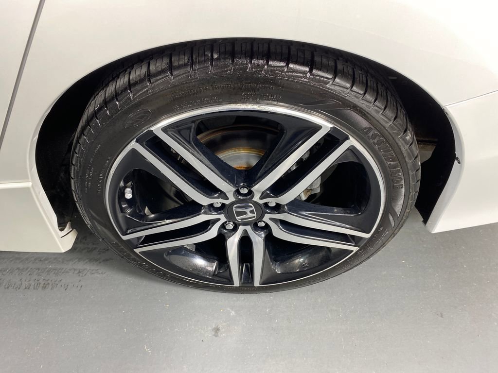 Used 2016 Honda Accord Sport image 26