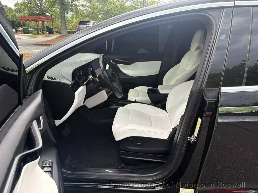 Used 2019 Tesla Model X Long Range AWD/4WD image 11