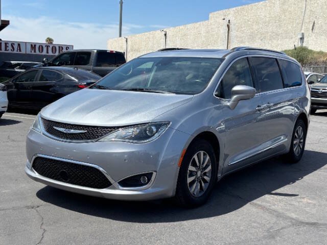 Used 2019 Chrysler Pacifica Touring-L Plus FWD image 7