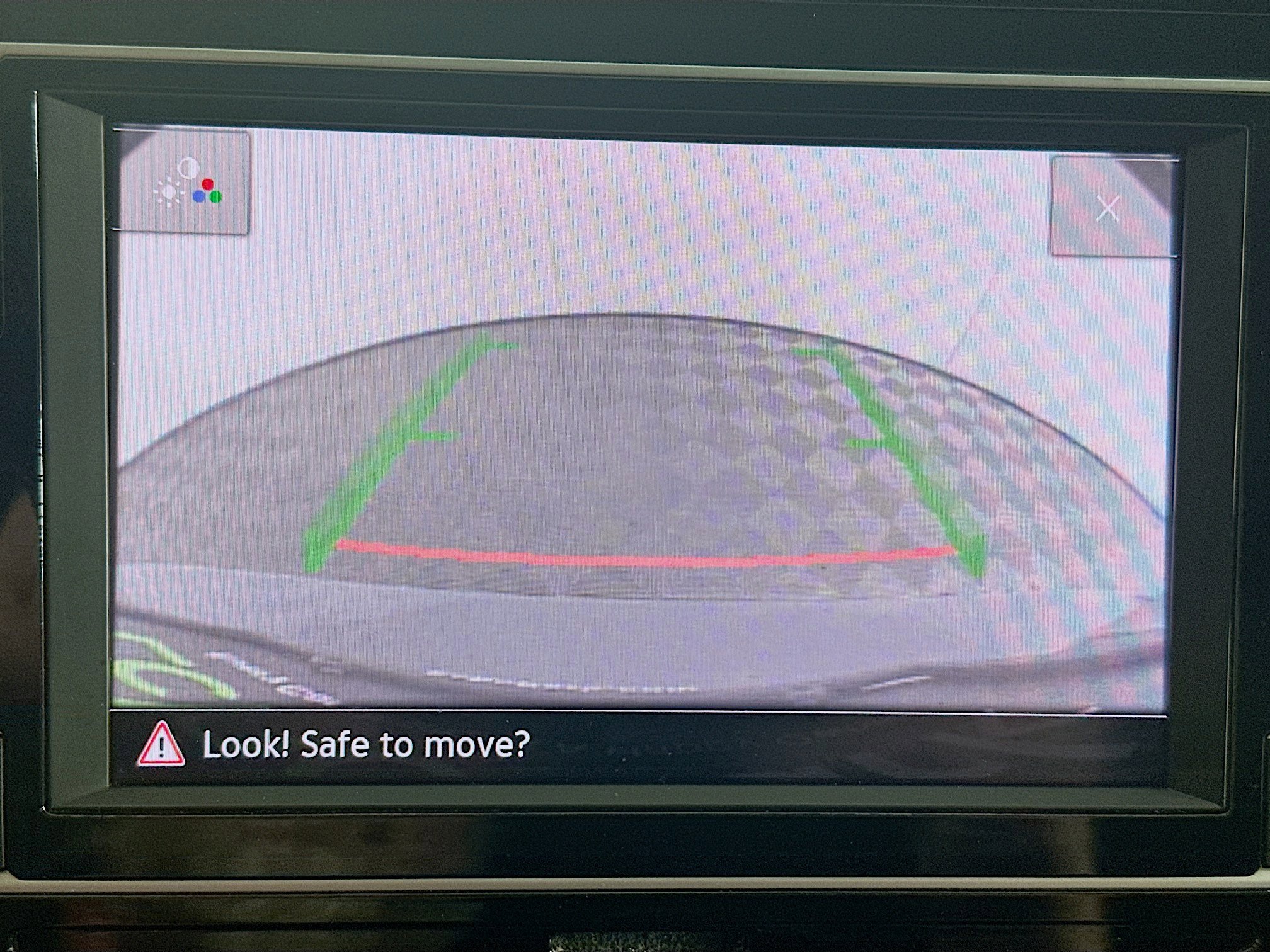 Used 2022 Volkswagen Tiguan S image 22