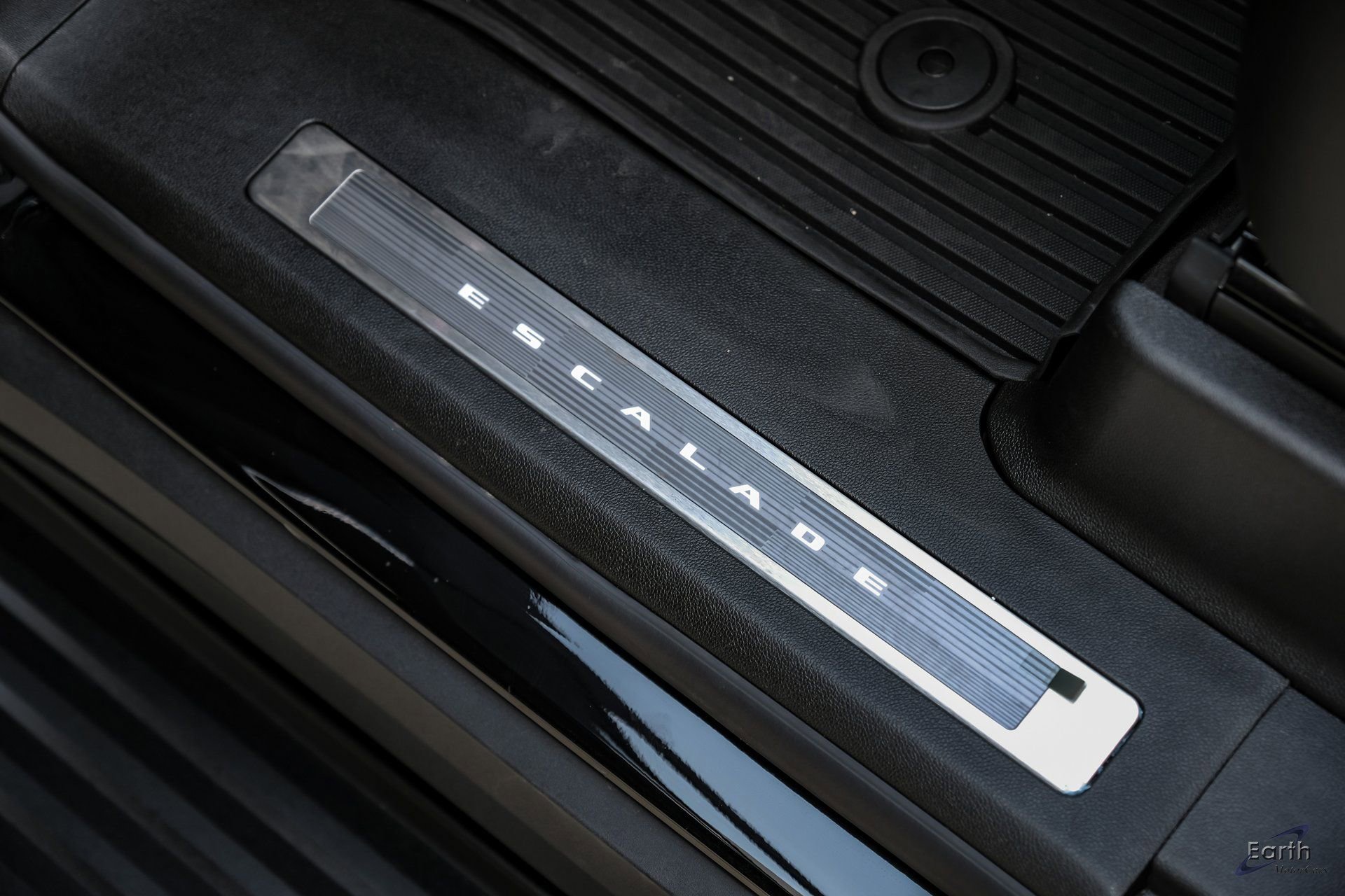 Used 2026 Cadillac Escalade V w/ LPO, Floor Liner Package image 39