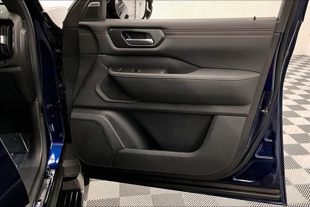 New 2026 Nissan Armada PRO-4X w/ Captain's Chari Seat Package image 35