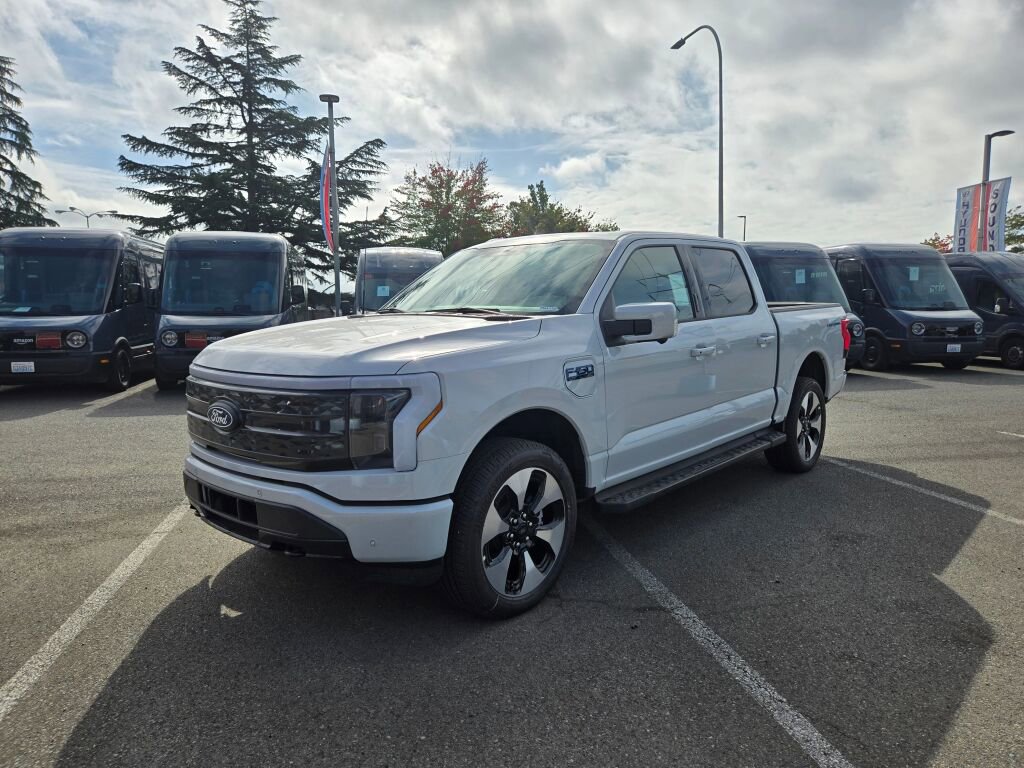 New 2025 Ford F150 Lightning Platinum