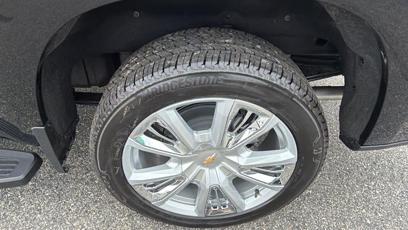 New 2026 Chevrolet Silverado 1500 High Country w/ High Country Premium Package AWD/4WD image 13