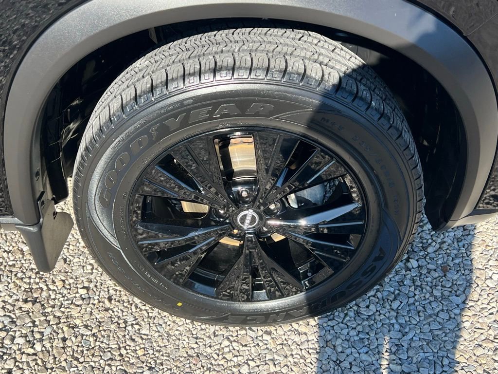 Used 2023 Nissan Rogue SV w/ SV Premium B Package image 10