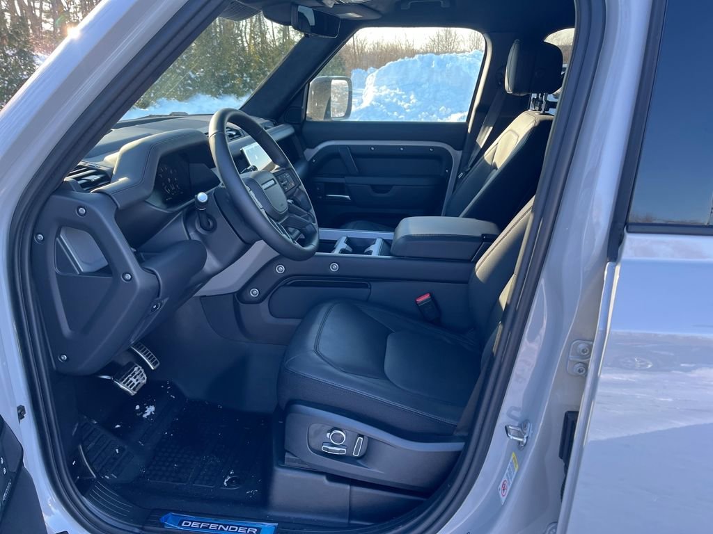 New 2026 Land Rover Defender 130 X image 9