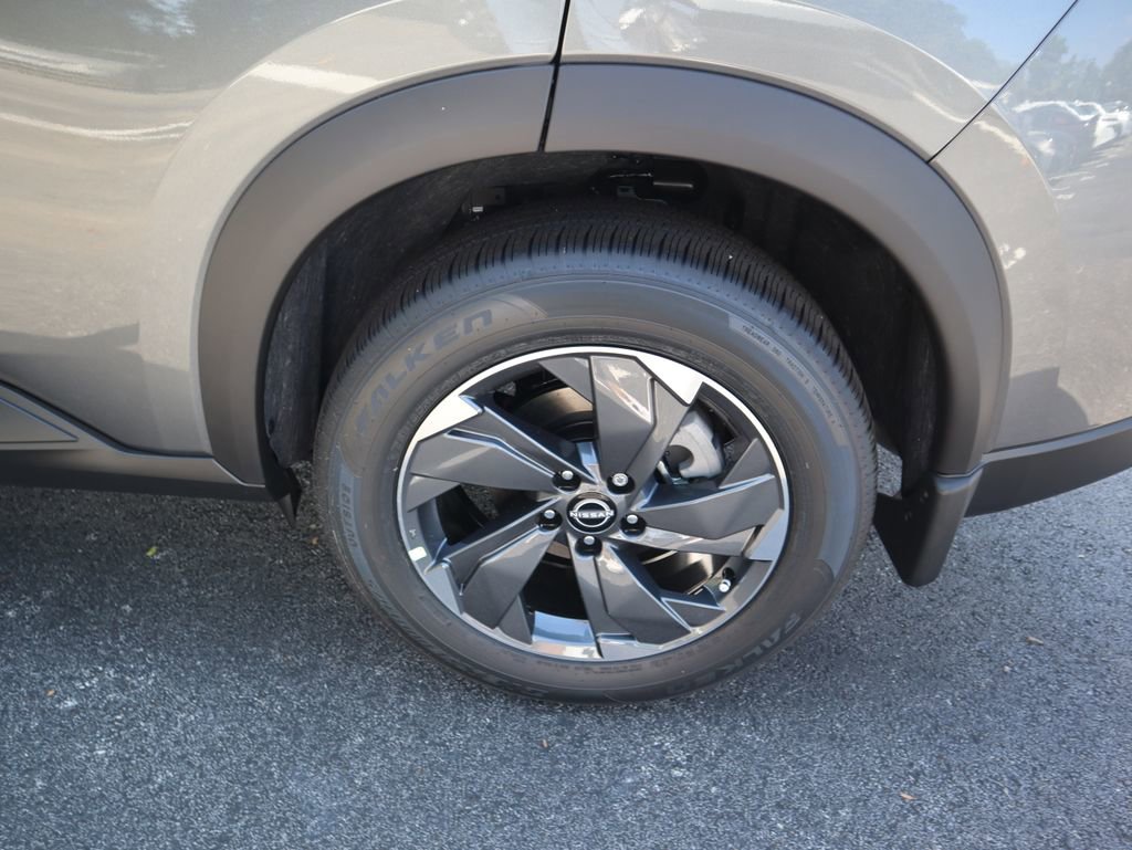 New 2026 Nissan Rogue SV image 9