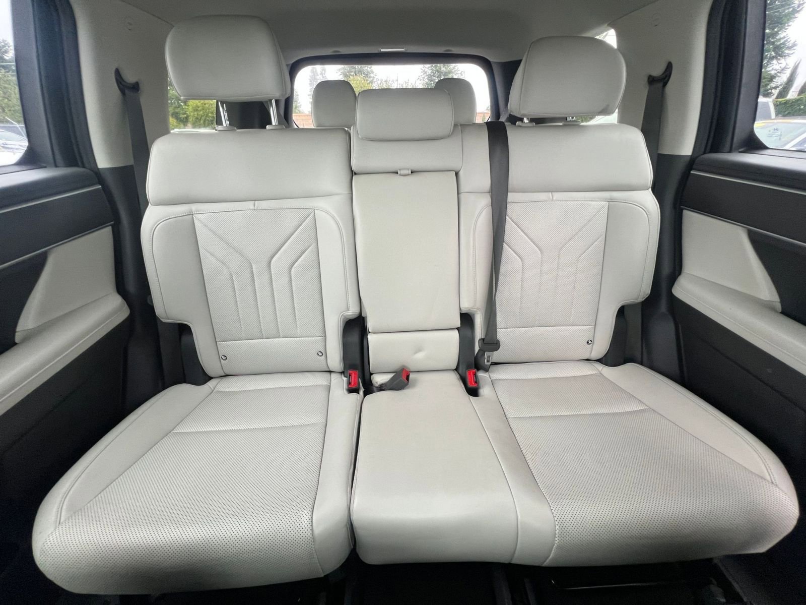 Used 2025 Hyundai Santa Fe SEL image 39