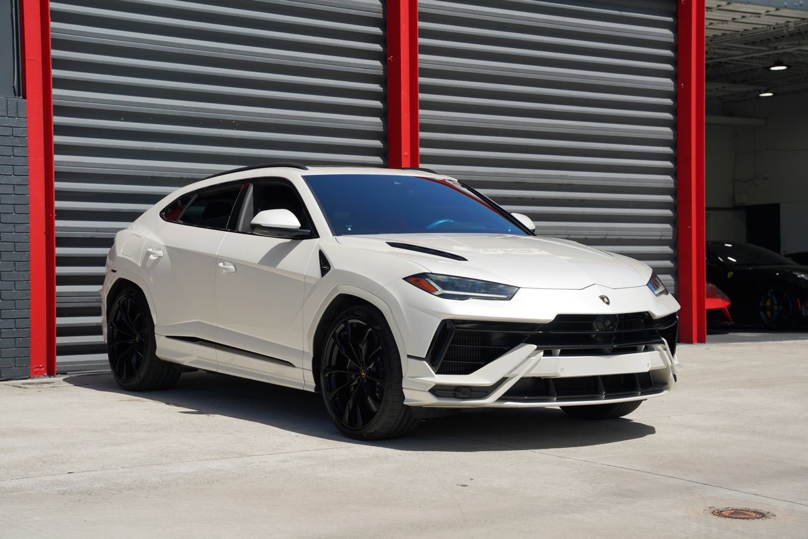 Used 2024 Lamborghini Urus S AWD/4WD image 11