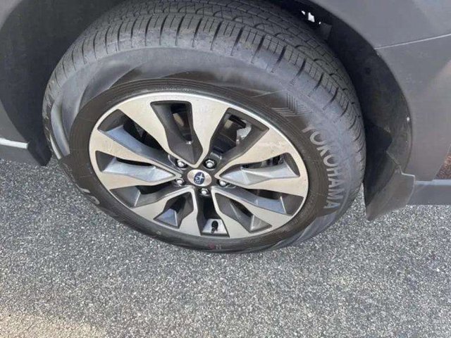 Used 2025 Subaru Outback Limited image 33