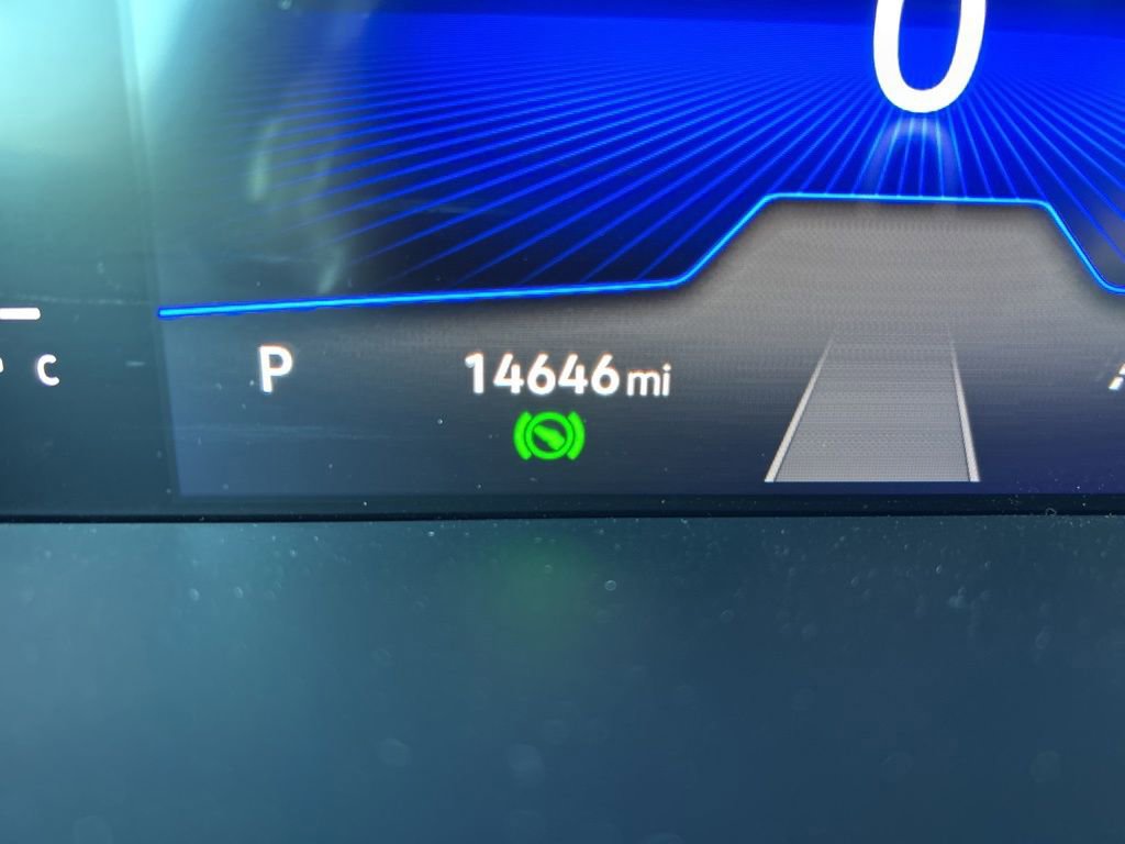 Used 2024 Volkswagen Tiguan SE image 26