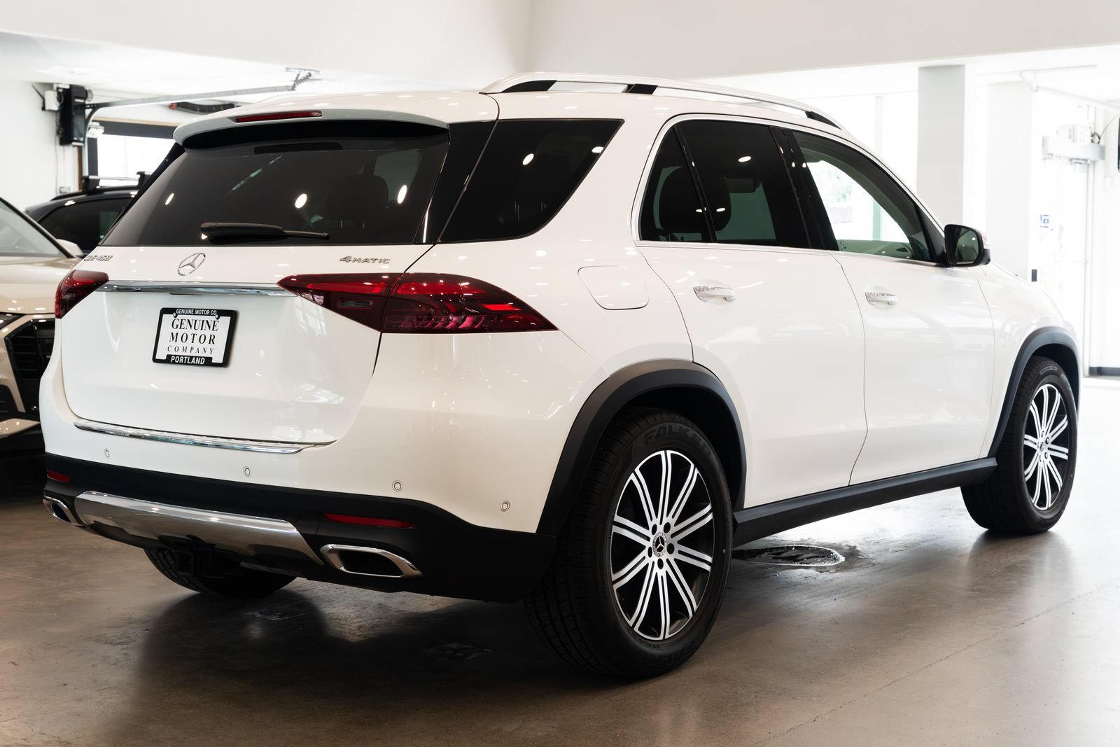 Used 2024 Mercedes-Benz GLE 450 4MATIC image 4