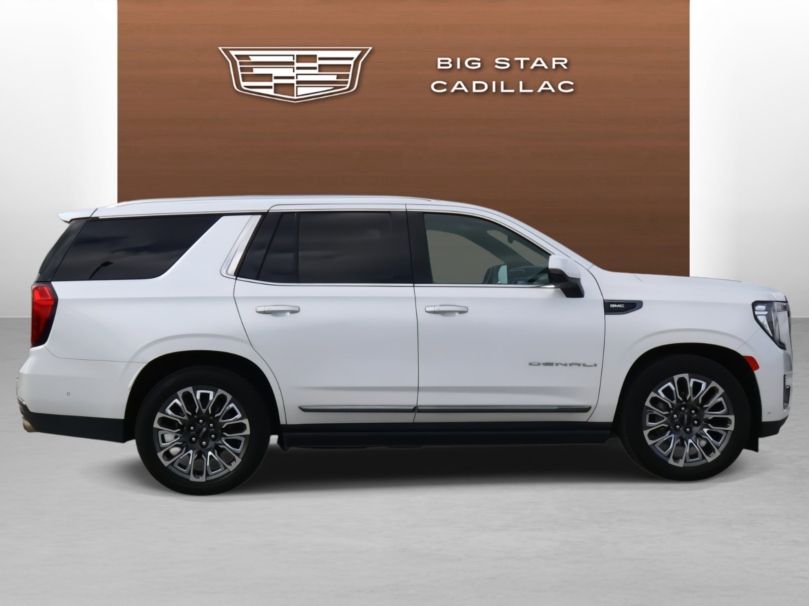 Used 2023 GMC Yukon Denali Ultimate image 6