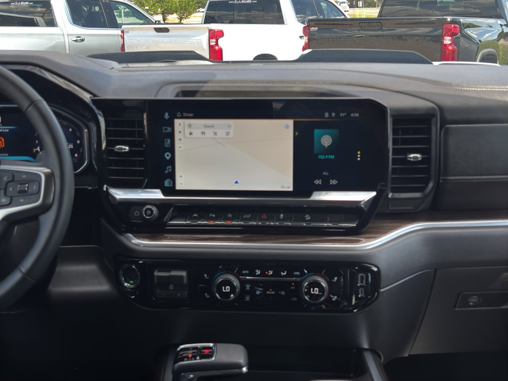 Used 2026 Chevrolet Silverado 1500 LT Trail Boss w/ LT Trail Boss Premium Package AWD/4WD image 10