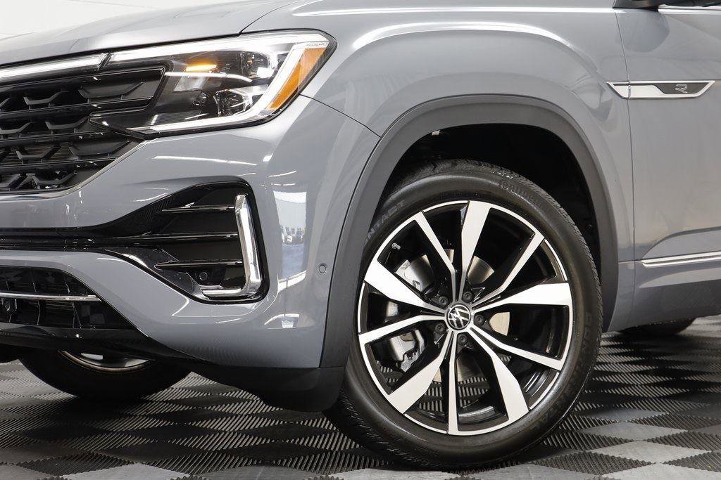 New 2026 Volkswagen Atlas SEL Premium R-Line image 3