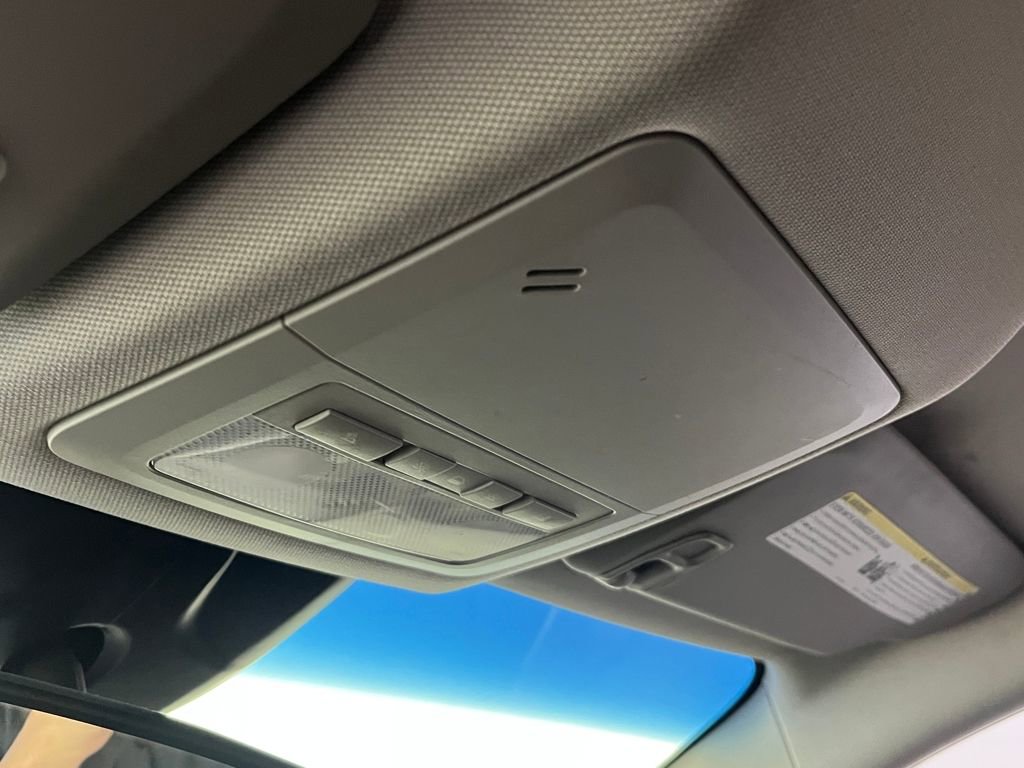 Used 2015 Chevrolet Cruze LT w/ Technology Package image 54