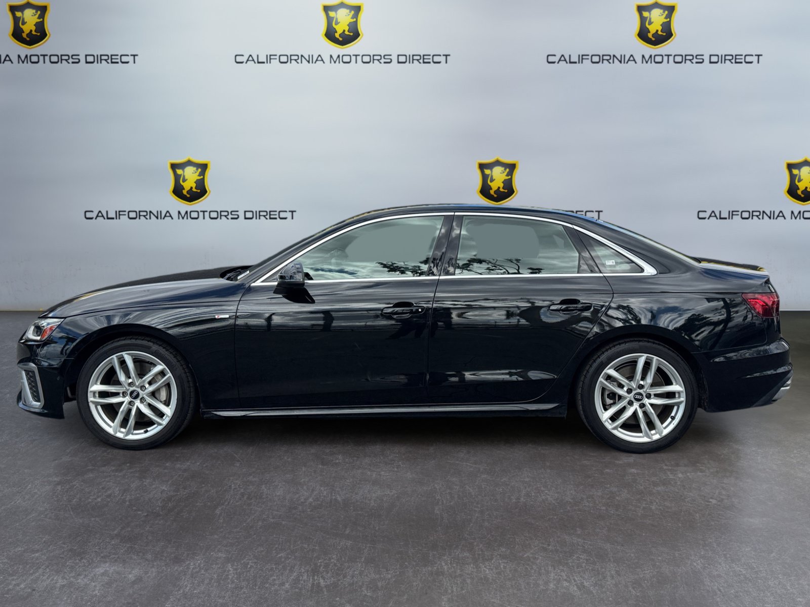 Used 2021 Audi A4 2.0T Premium Plus w/ Premium Plus Package AWD/4WD image 2