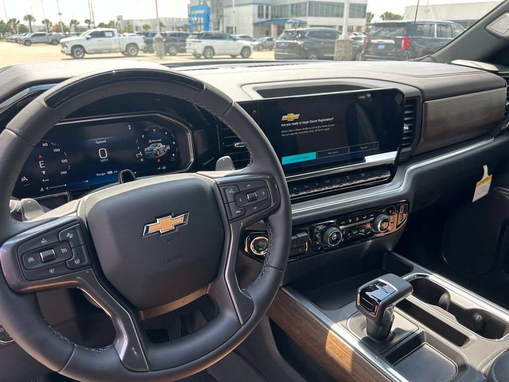 New 2026 Chevrolet Silverado 1500 High Country AWD/4WD image 18