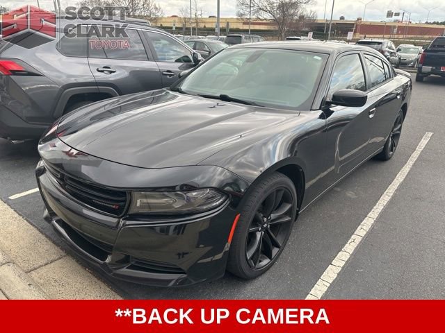 Used 2018 Dodge Charger SXT w/ Blacktop Package image 6