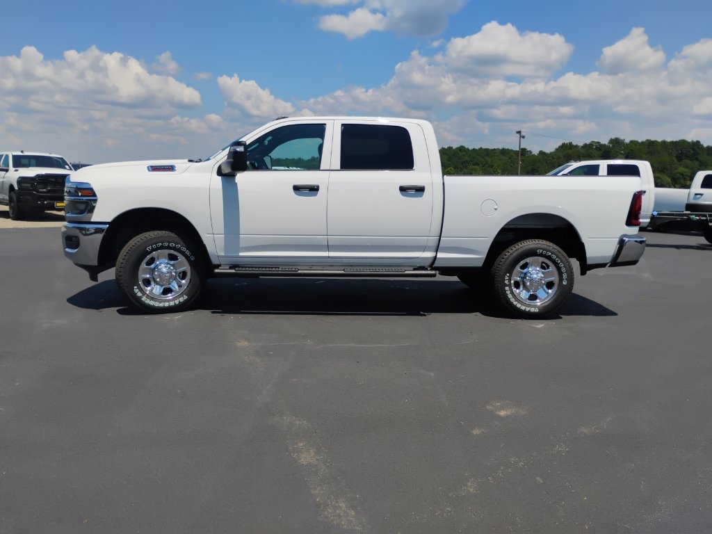 New 2026 RAM 2500 Tradesman AWD/4WD image 8