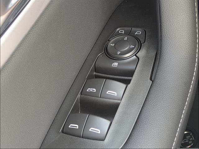 New 2026 Chevrolet Blazer LT w/ Convenience Package FWD image 28