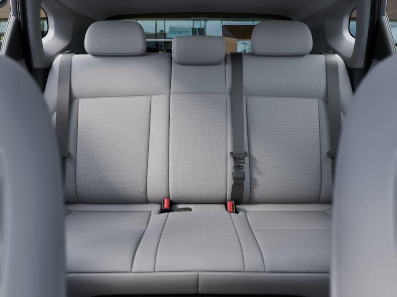 New 2026 Hyundai Kona SE image 13