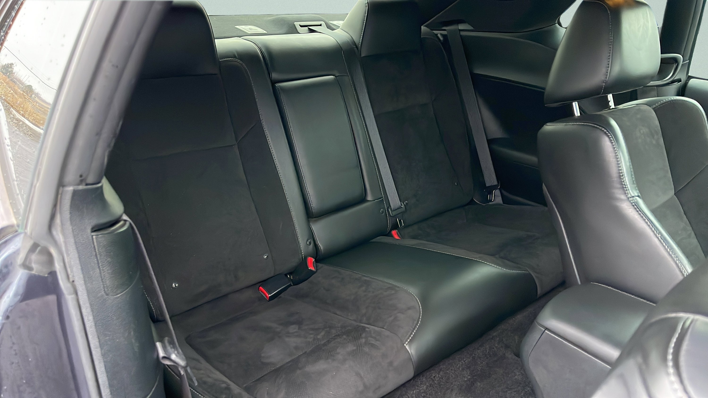 Used 2018 Dodge Challenger GT w/ GT Interior Package image 25