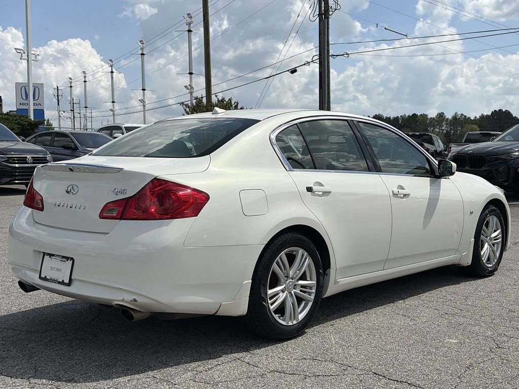 Used 2015 INFINITI Q40 w/ Moonroof Package image 25