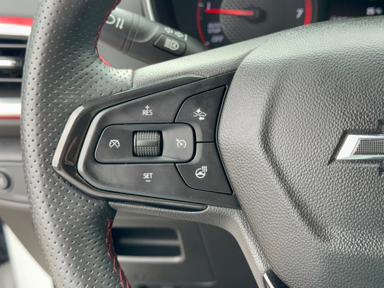 Used 2022 Chevrolet TrailBlazer RS FWD image 18